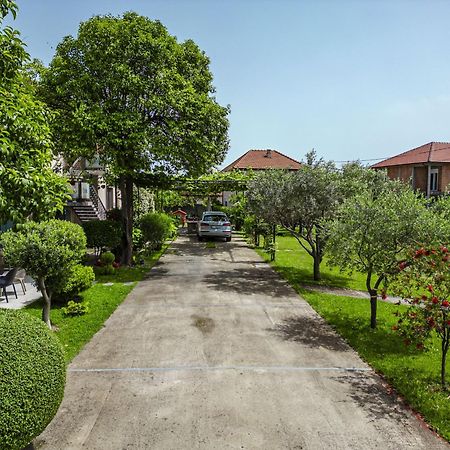 Apartments Aerodrom Подгориця Екстер'єр фото