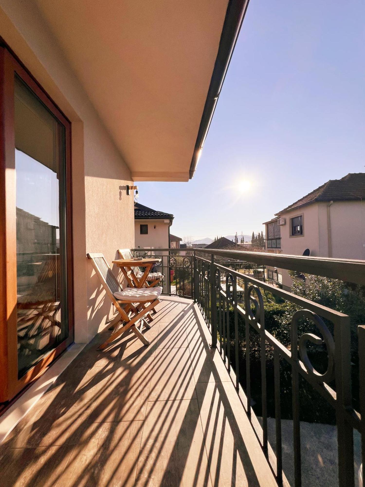 Apartments Aerodrom Подгориця Екстер'єр фото