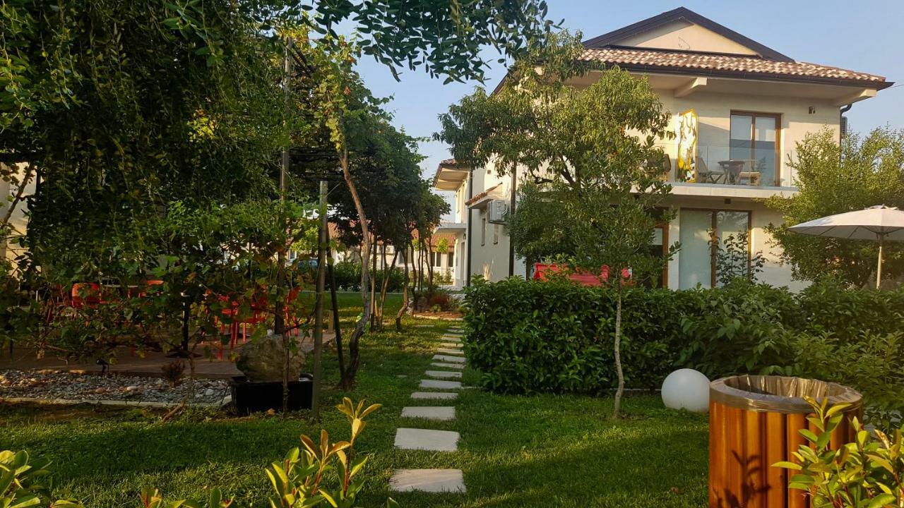 Apartments Aerodrom Подгориця Екстер'єр фото